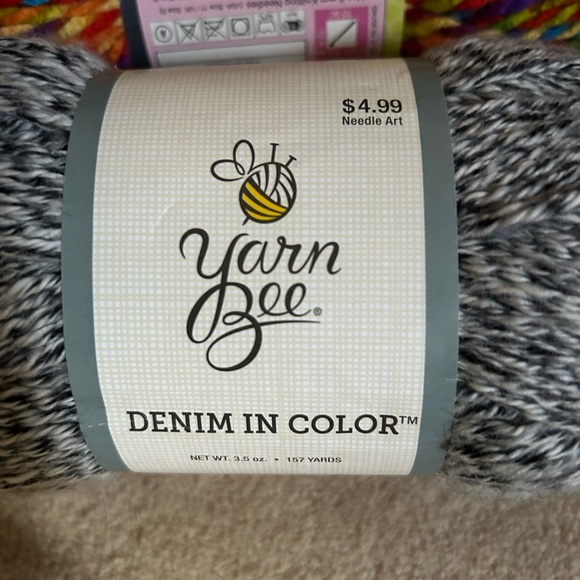 YARN all NWT, multi-colors and textures.  Set of 7 - Picture 6 of 8